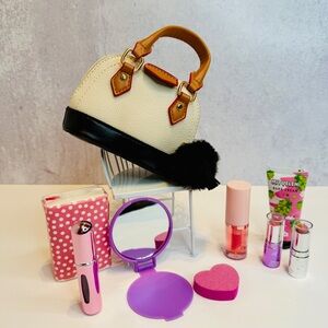 Stylish Cream and Black Handbag with Brown Accents